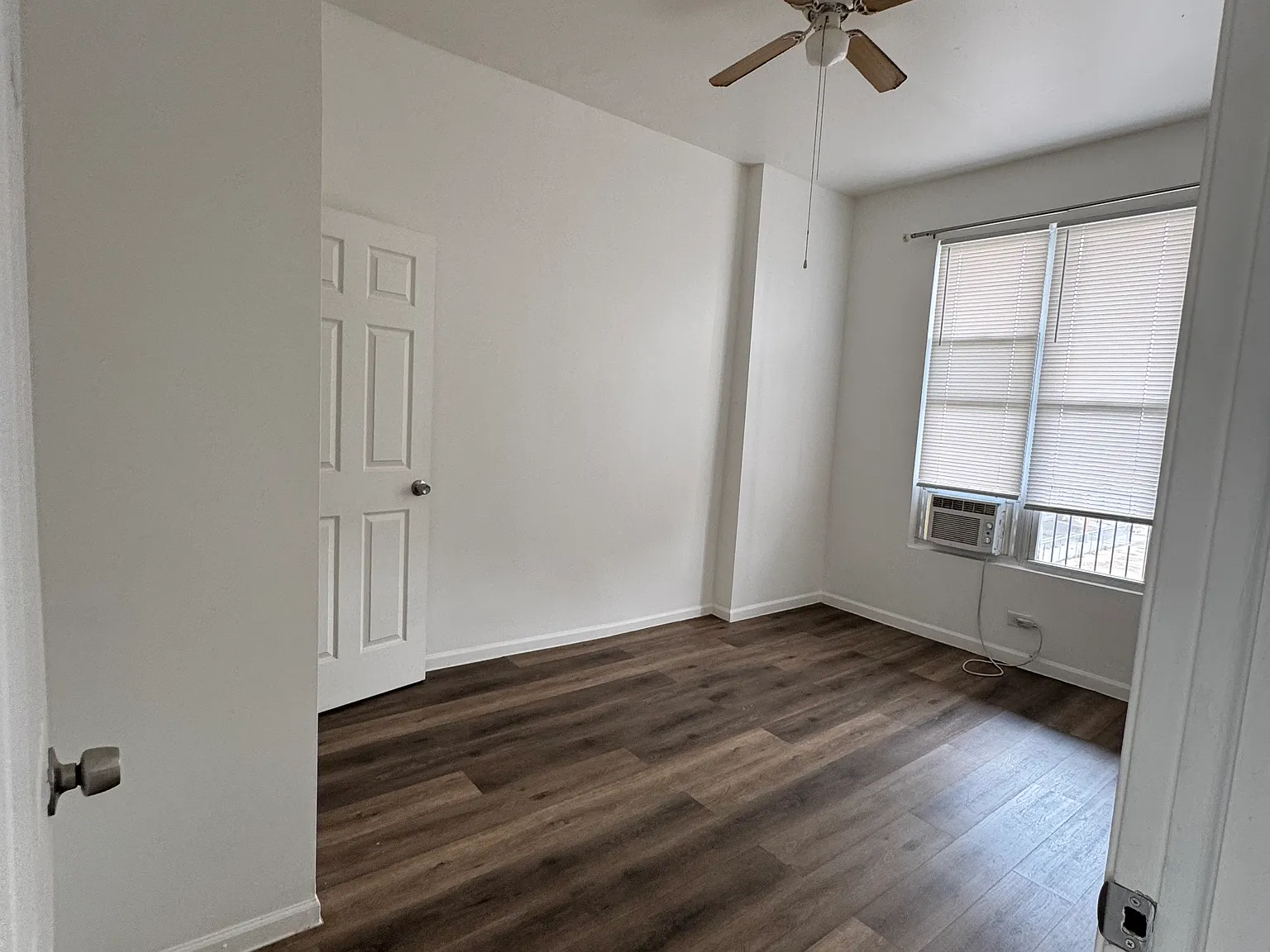 204 N California Ave — Photo 4