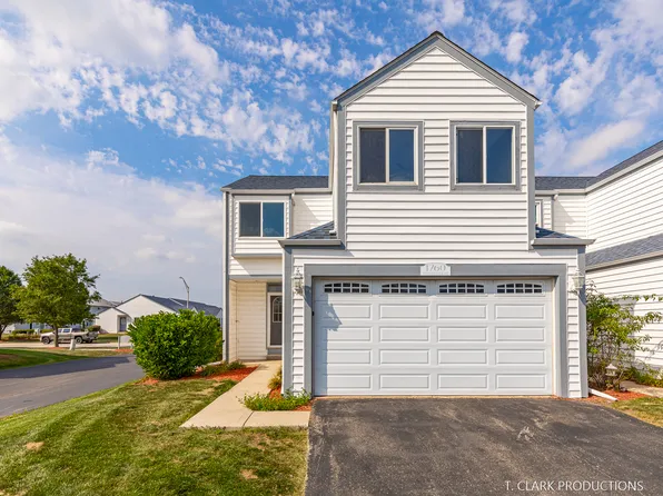 1760 Waters Edge Dr, Minooka, IL 60447