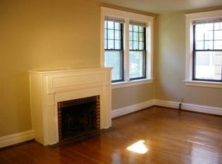 7742B Delmar Blvd, Saint Louis, MO 63130