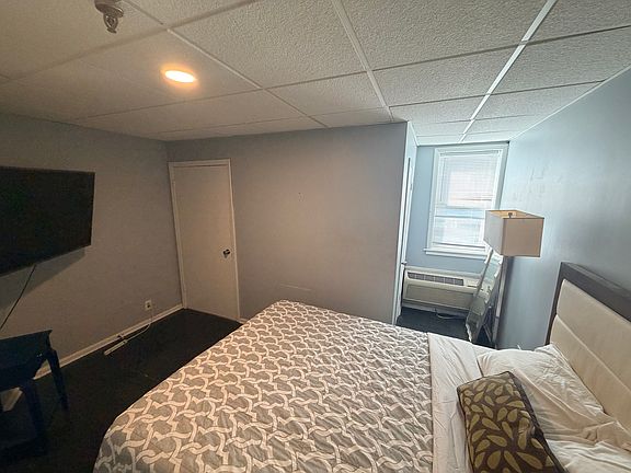 5th image of 1200 Druid Hill Ave #203