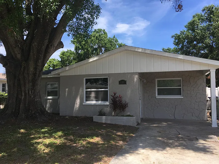 1317 W Nassau St — Photo 13