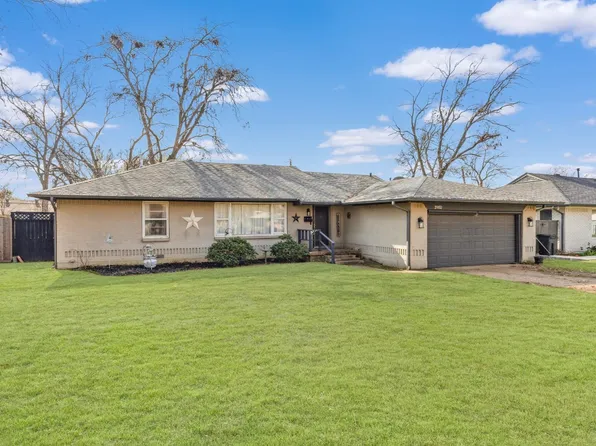 2952 Primrose Ln, Farmers Branch, TX 75234