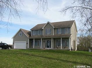 1352 Salt Rd, Webster, NY 14580