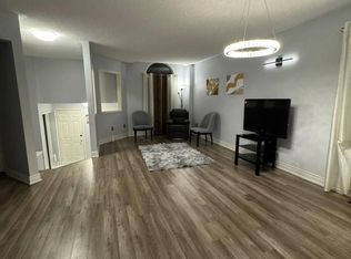 425 Elmwood Ct, Oshawa, ON L1G7X8