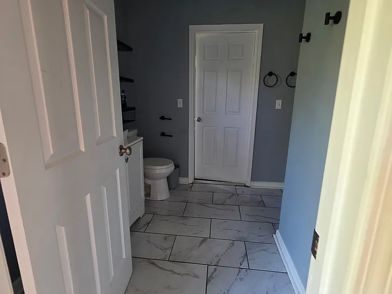 170 Manchester Dr — Photo 8
