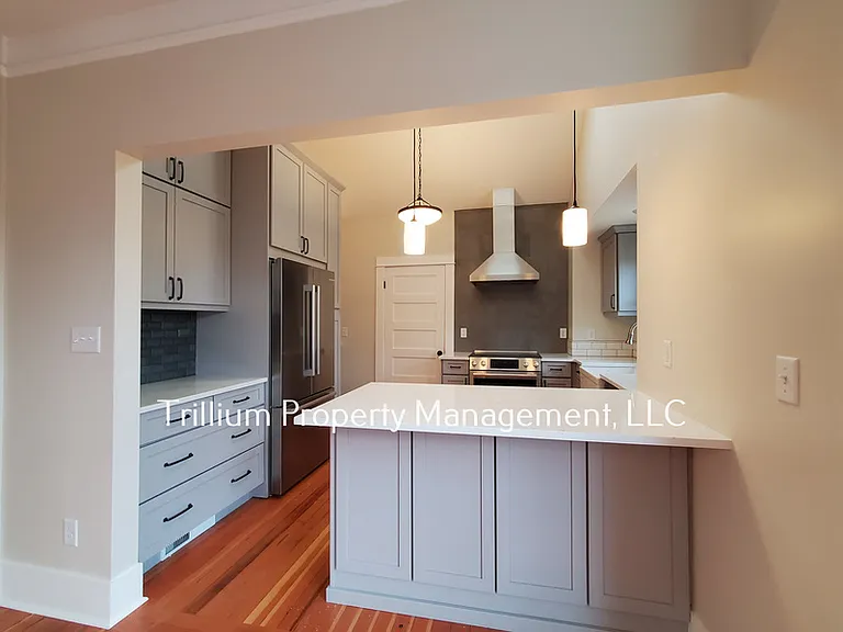 1411 SE 49th Ave — Photo 11