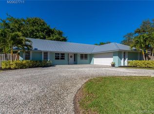 3033 SE Quanset Cir, Stuart, FL 34997