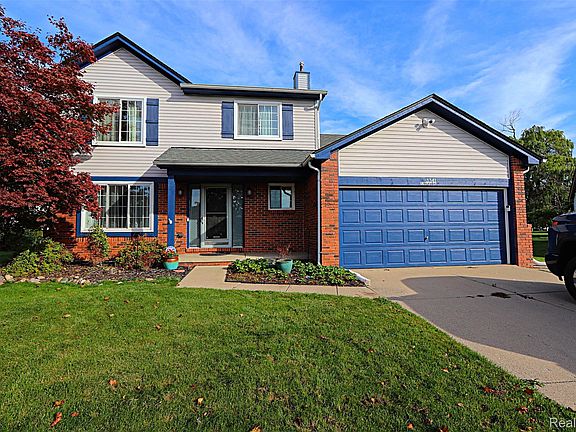 3rd image of 3341 Milcroft Ct