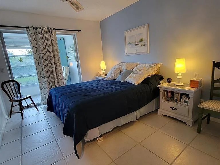 351 Markham Cres #351-P — Photo 14