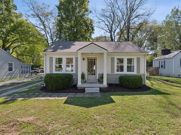 601 Eastview Cir, Franklin, TN 37064