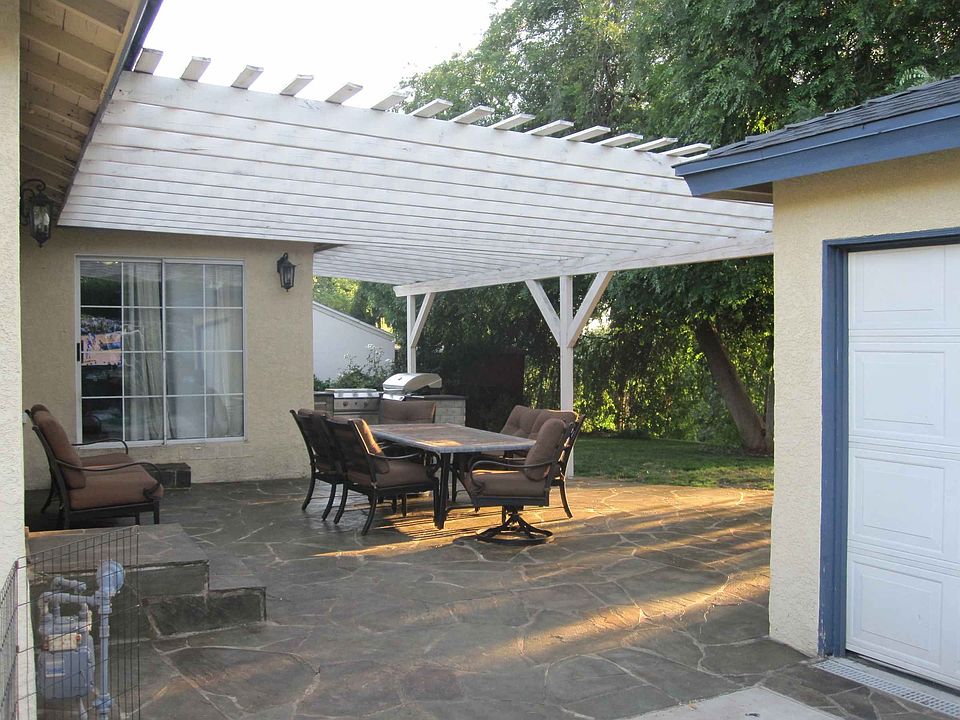 1st image of 3675 El Sereno Ave
