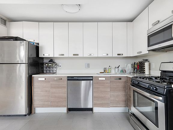 4th image of 46-09 11th St #L2