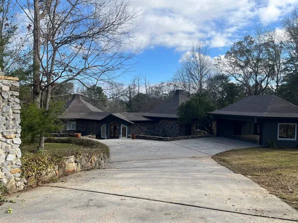 1804 Cedar Rd, Andalusia, AL 36421