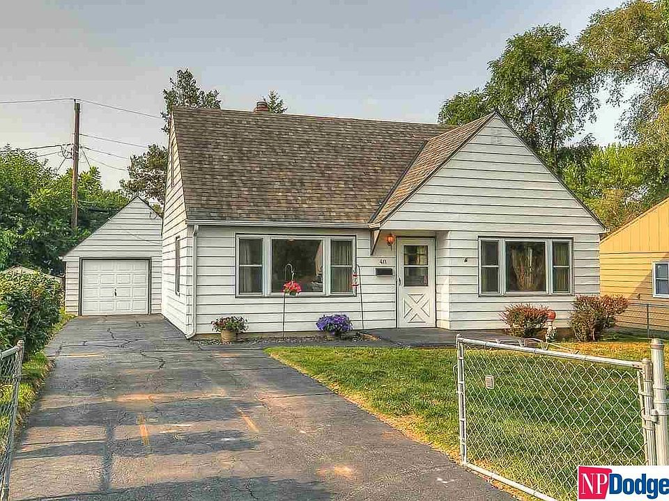 1st image of 411 W 30th Ave