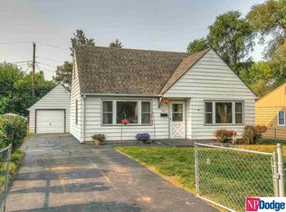 411 W 30th Ave, Bellevue, NE 68005