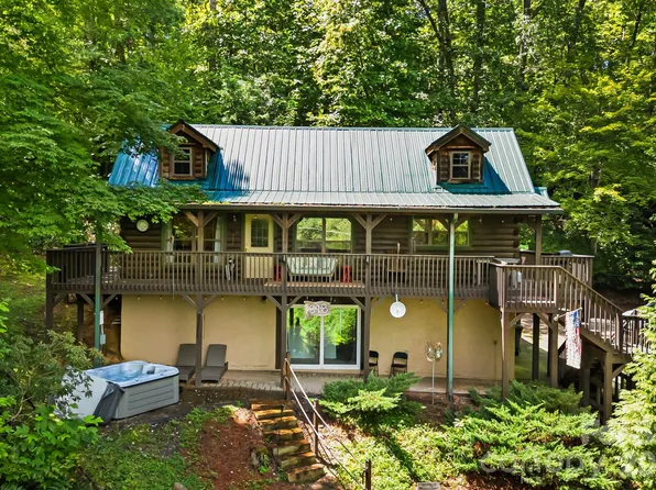 898 Morgan Hill Rd, Black Mtn, NC 28711