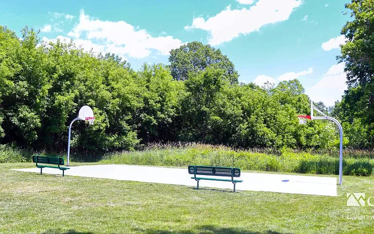 Valley Estates — Photo 11