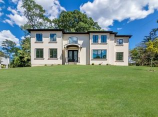 20 Woodfern Rd, Summit, NJ 07901