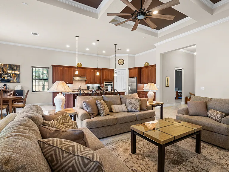 4127 Siena Cir — Photo 13