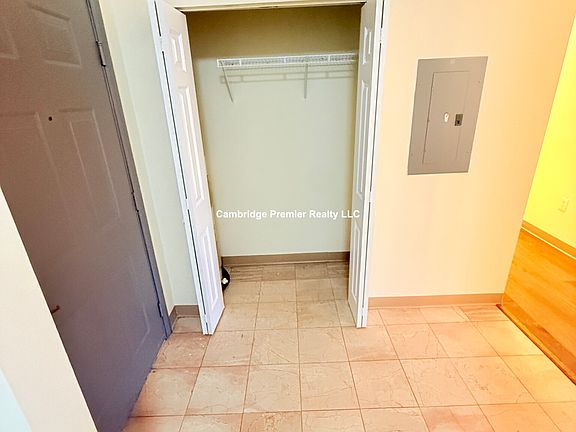 4th image of 369 Highland Ave #1