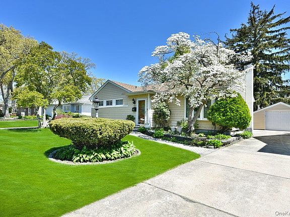2nd image of 855 Preston Road