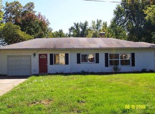 803 Taylor Ave, Godfrey, IL 62035