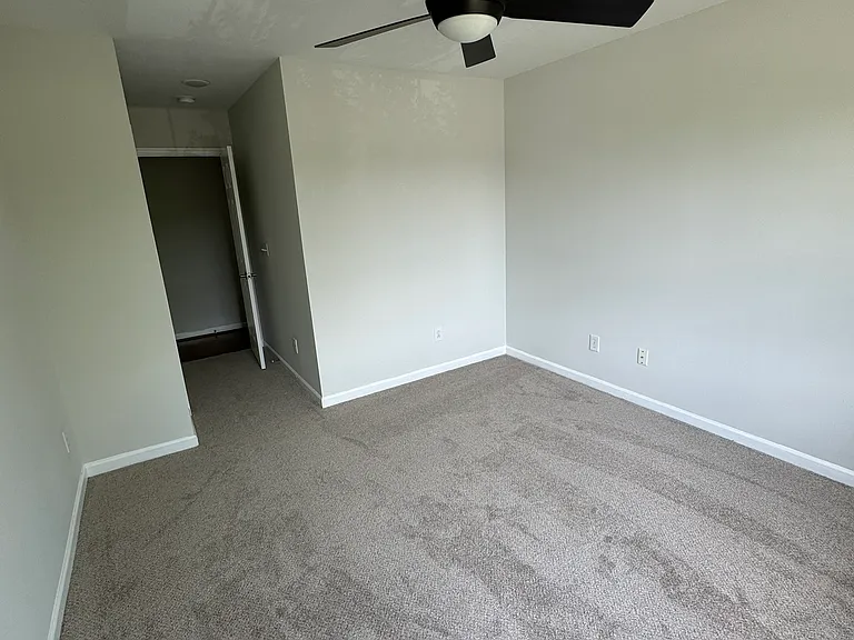 1501 Elm Hall Cir — Photo 16