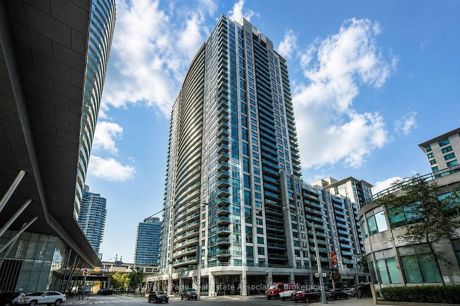 2 bed, $3,800 — Photo 3