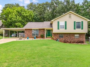 160 Gardenia Ct, Millbrook, AL 36054