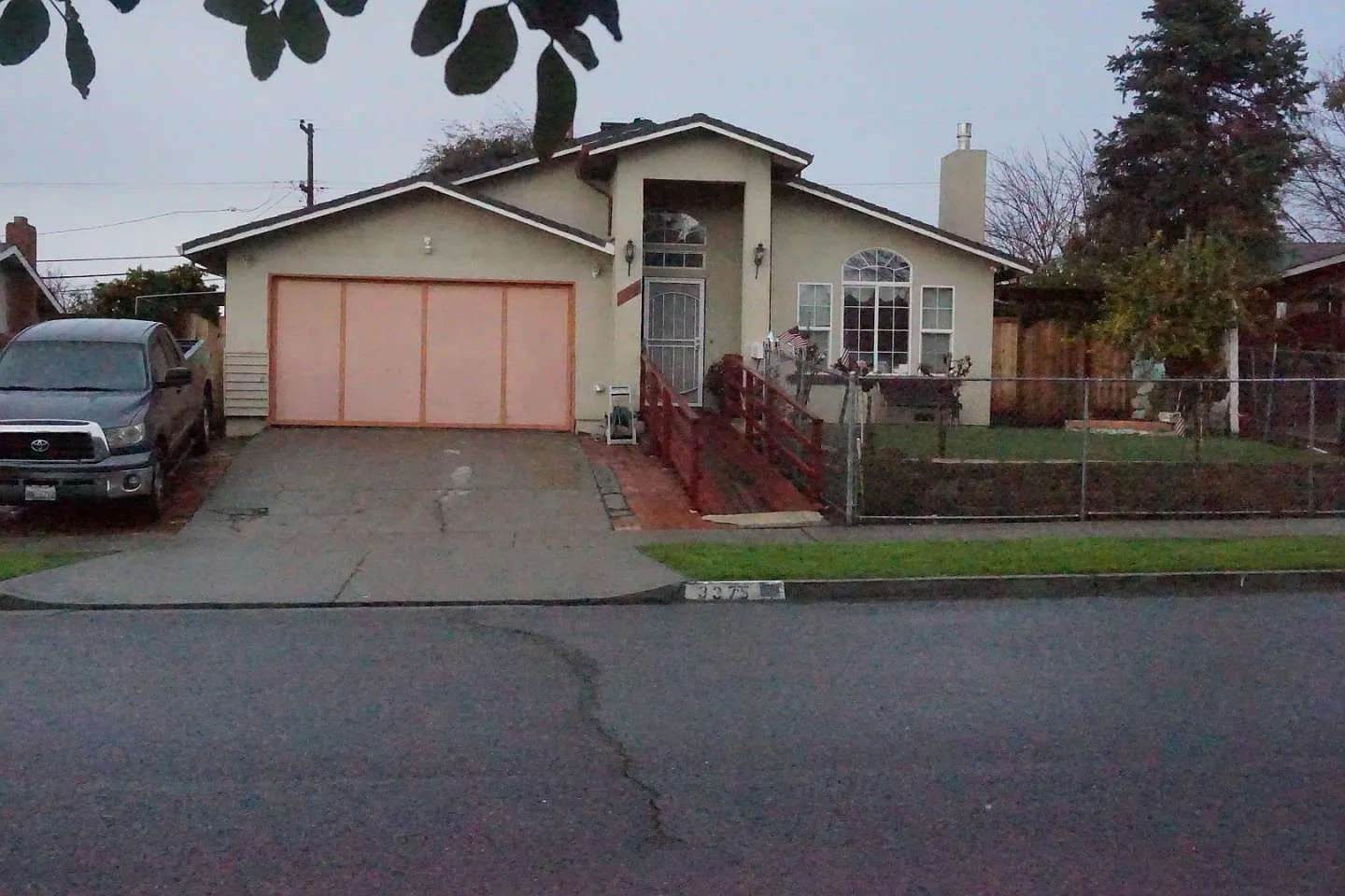 3375 Mount McKinley Dr photo 1