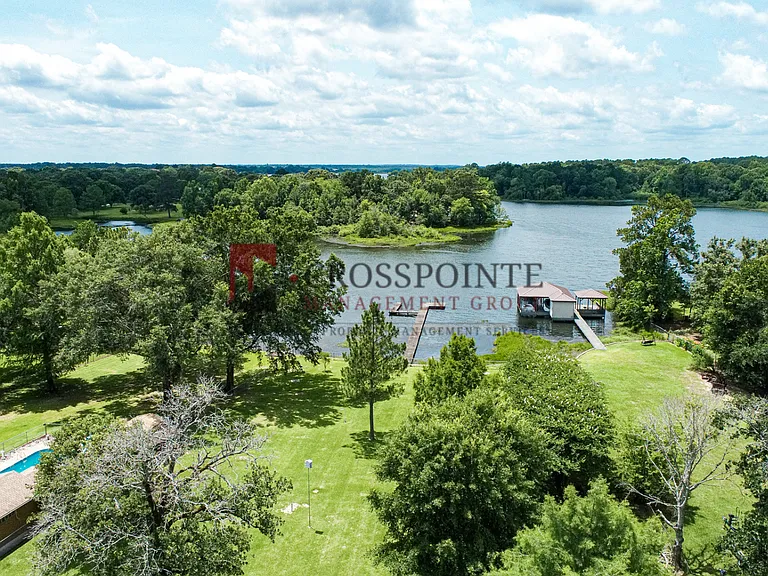 16640 Quiet Bay Dr — Photo 32