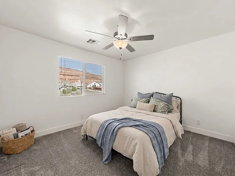 552 S Stewart Creek Cv — Photo 5