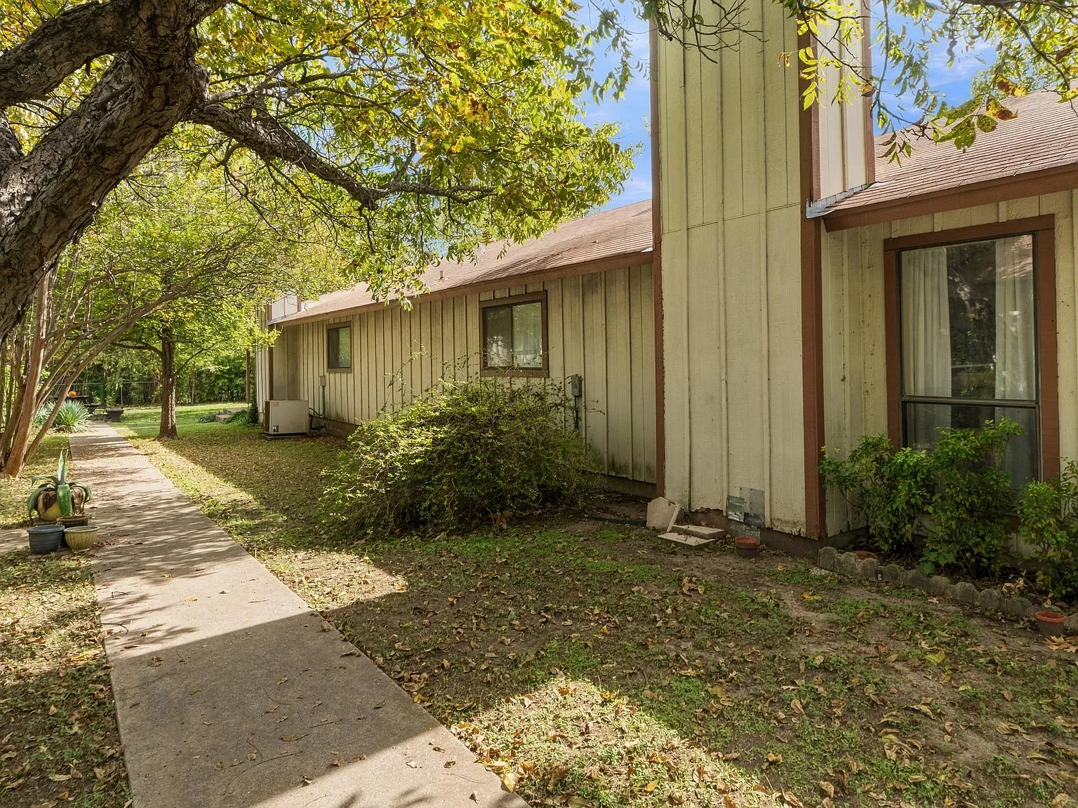 2 bed, 2.0 bath, 1668 sqft, $1,695 — Photo 1