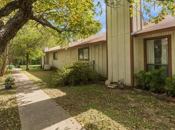 5701 Clay Ave APT B, Austin, TX 78756