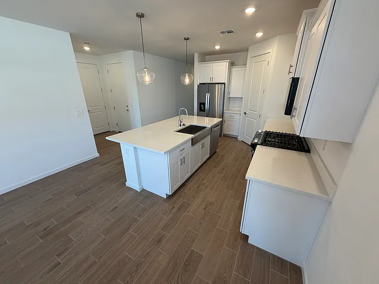 4144 W Erik Ln — Photo 5