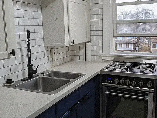 246 5th St NW #3 — Photo 4