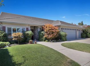 282 E Boesch Dr, Ripon, CA 95366
