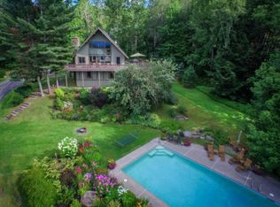 151 N Hill Rd, Stowe, VT 05672