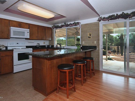 5th image of 7540 N Cerco De Los Amigos