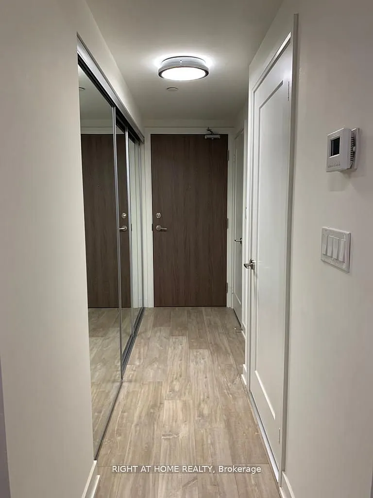 Studio, $1,850 — Photo 4