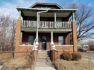 13802 Maine St, Hamtramck, MI 48212