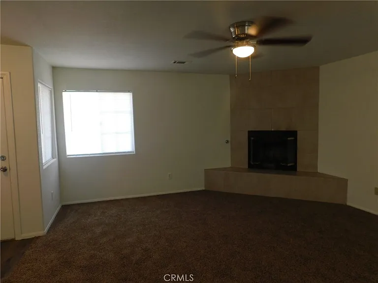 8312 Tamarack Ave — Photo 4