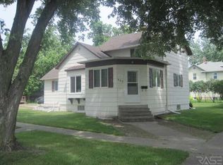 603 N Spring St, Luverne, MN 56156