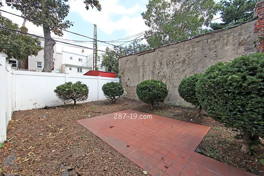 1st image of 287 19th St APT 1