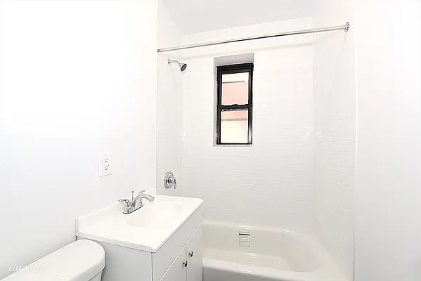 Rented by Corcoran | media 25