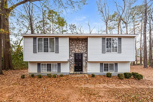 110 Compass Ln Photo 1