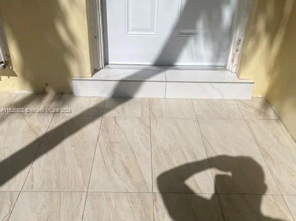 12435 SW 187th St, Miami, FL 33177