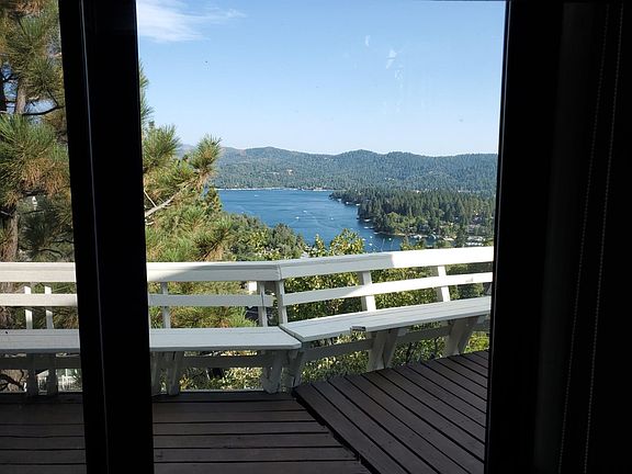 4th image of 1122 Nadelhorn Dr
