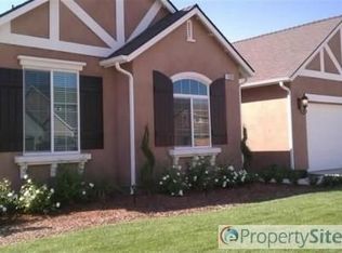 1690 Blackwood Ave, Clovis, CA