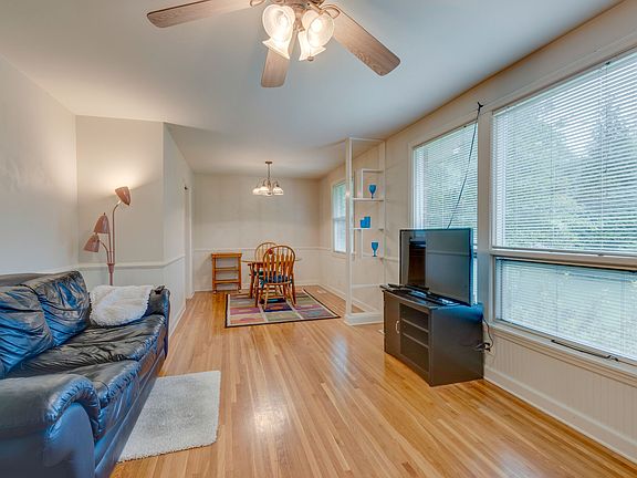 4th image of 2800 Capella Ct
